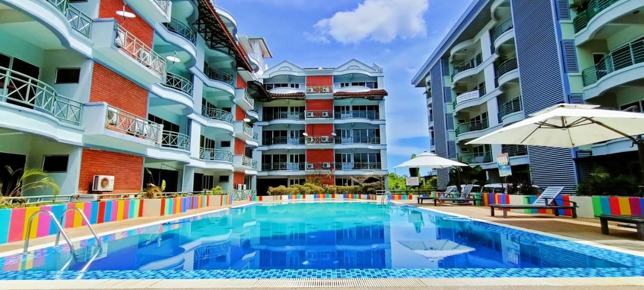 Perdana Serviced Apartment & Resorts Padang Mat Sirat Dış mekan fotoğraf