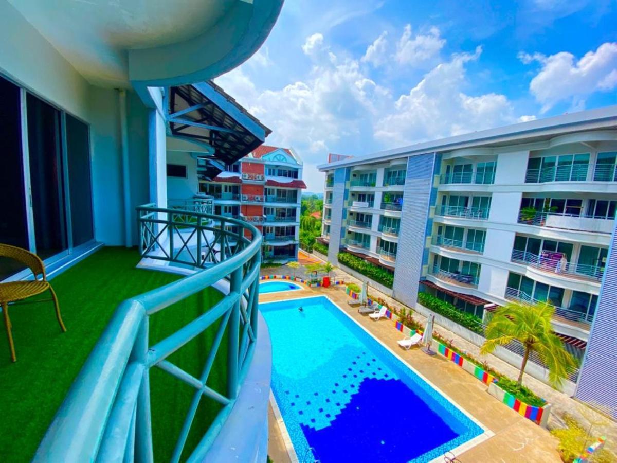 Perdana Serviced Apartment & Resorts Padang Mat Sirat Dış mekan fotoğraf
