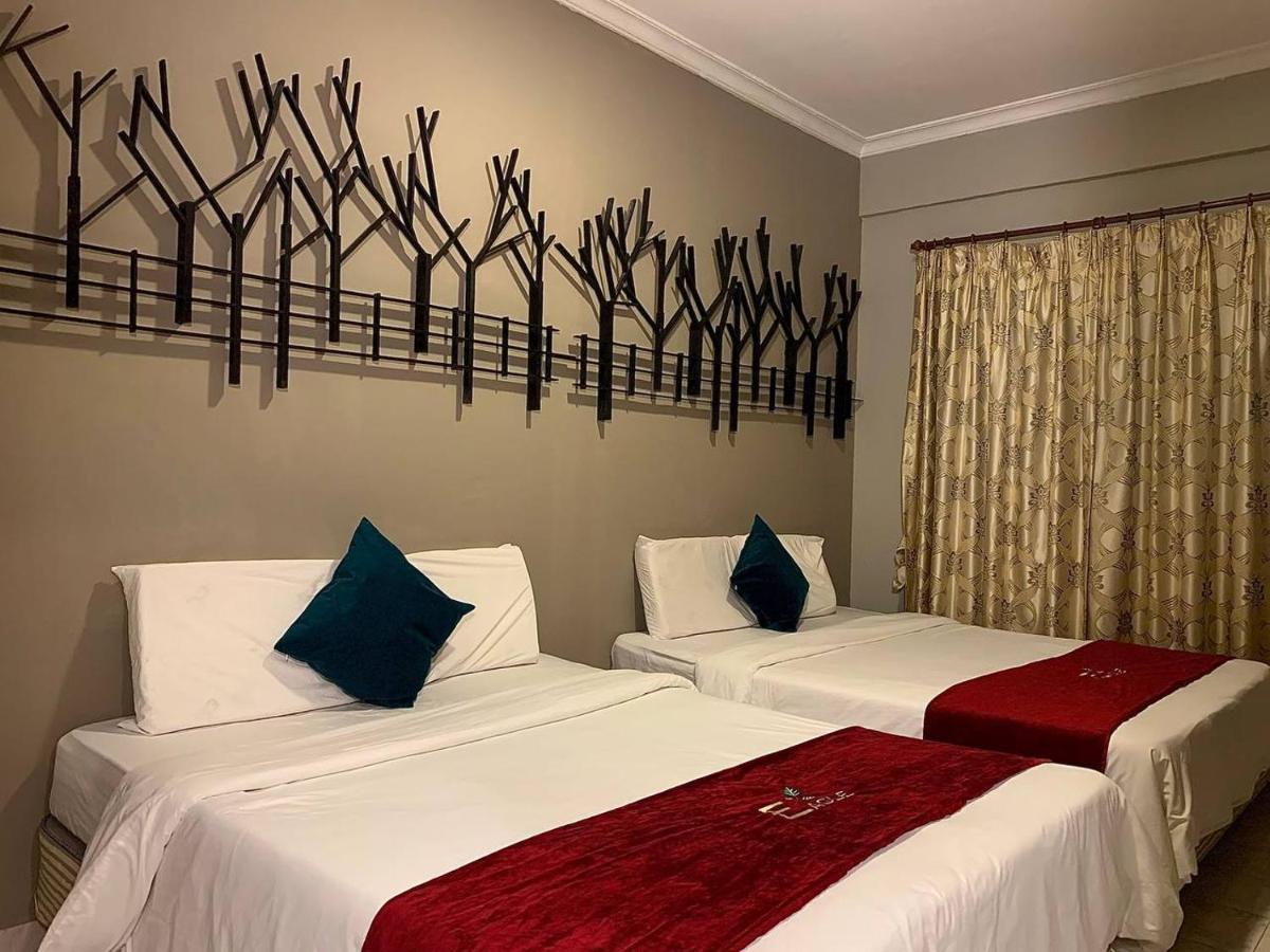 Perdana Serviced Apartment & Resorts Padang Mat Sirat Dış mekan fotoğraf