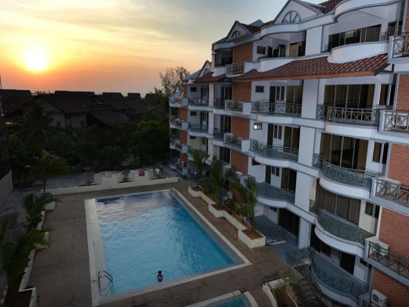 Perdana Serviced Apartment & Resorts Padang Mat Sirat Dış mekan fotoğraf